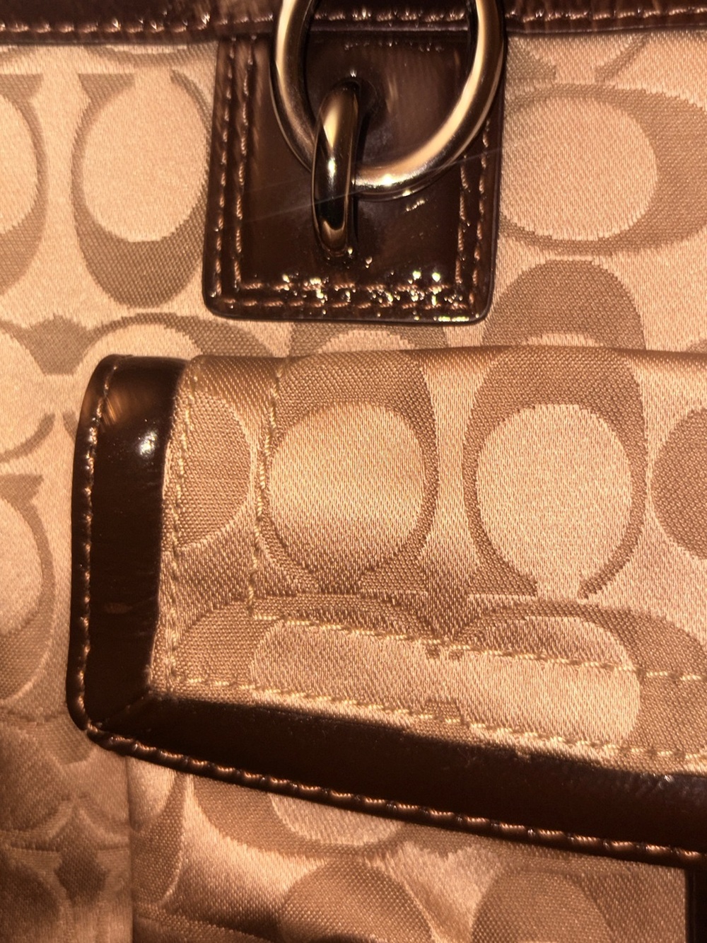 Coach Signature Penelope khaki & brown shoulder Bag f19043 like new - Picture 3 of 13